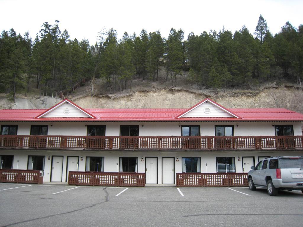 Alpen Motel Рейдиум-Хот-Спрингс Экстерьер фото