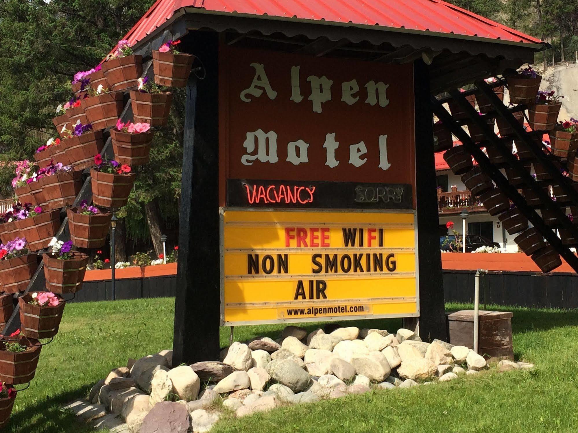 Alpen Motel Рейдиум-Хот-Спрингс Экстерьер фото