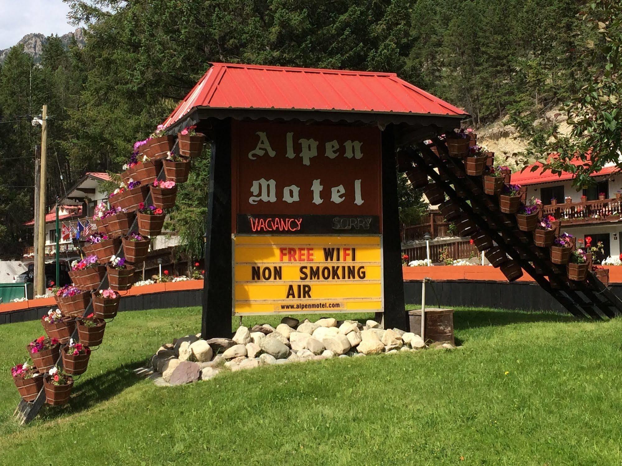Alpen Motel Рейдиум-Хот-Спрингс Экстерьер фото